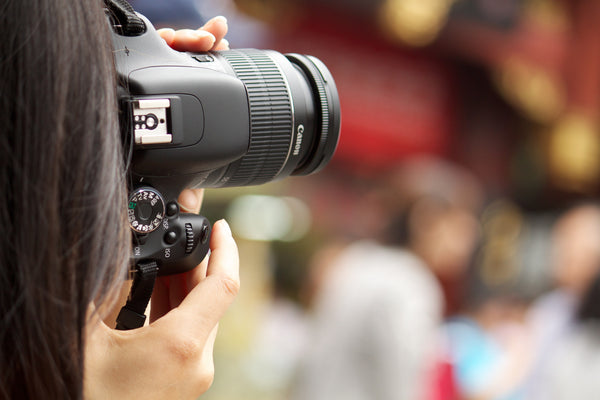 3 Reasons Why You Should Shoot with One Camera and One Lens – Custom SLR